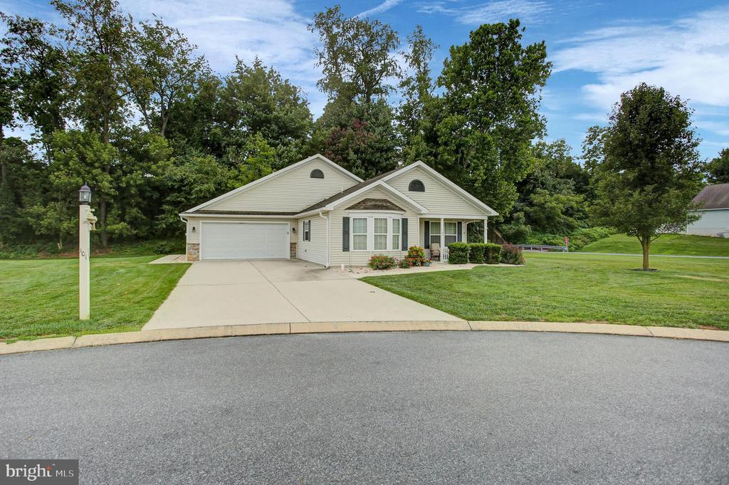 101 COLONIAL COURT