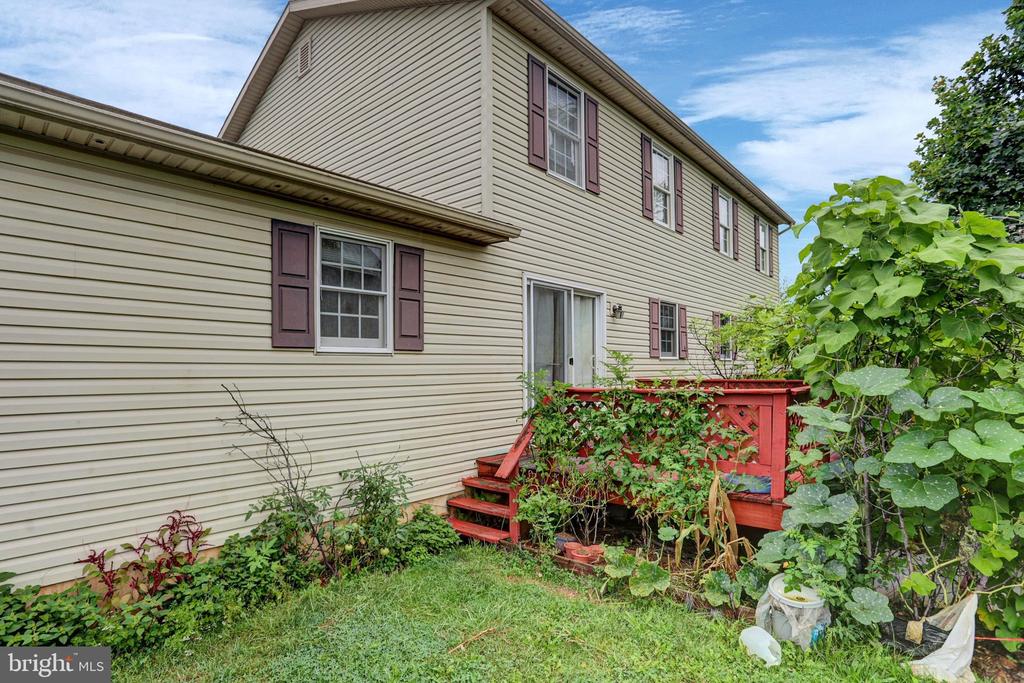 3 HOLLY COURT