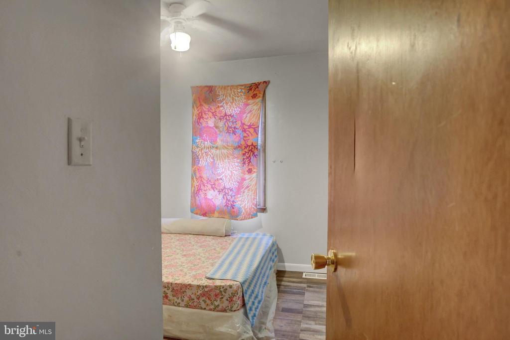 3 HOLLY COURT