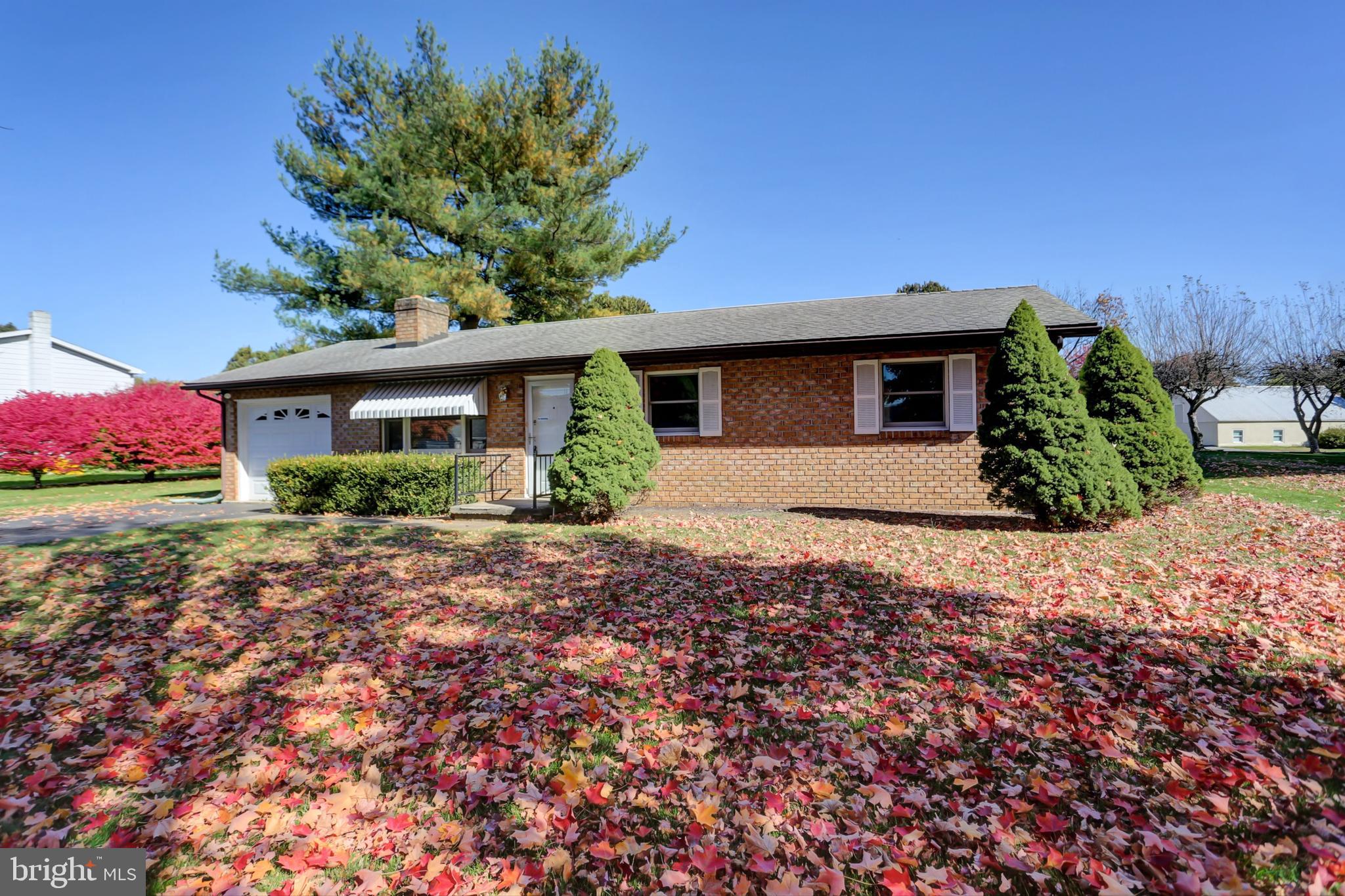 1235 Fox den Drive Dr N