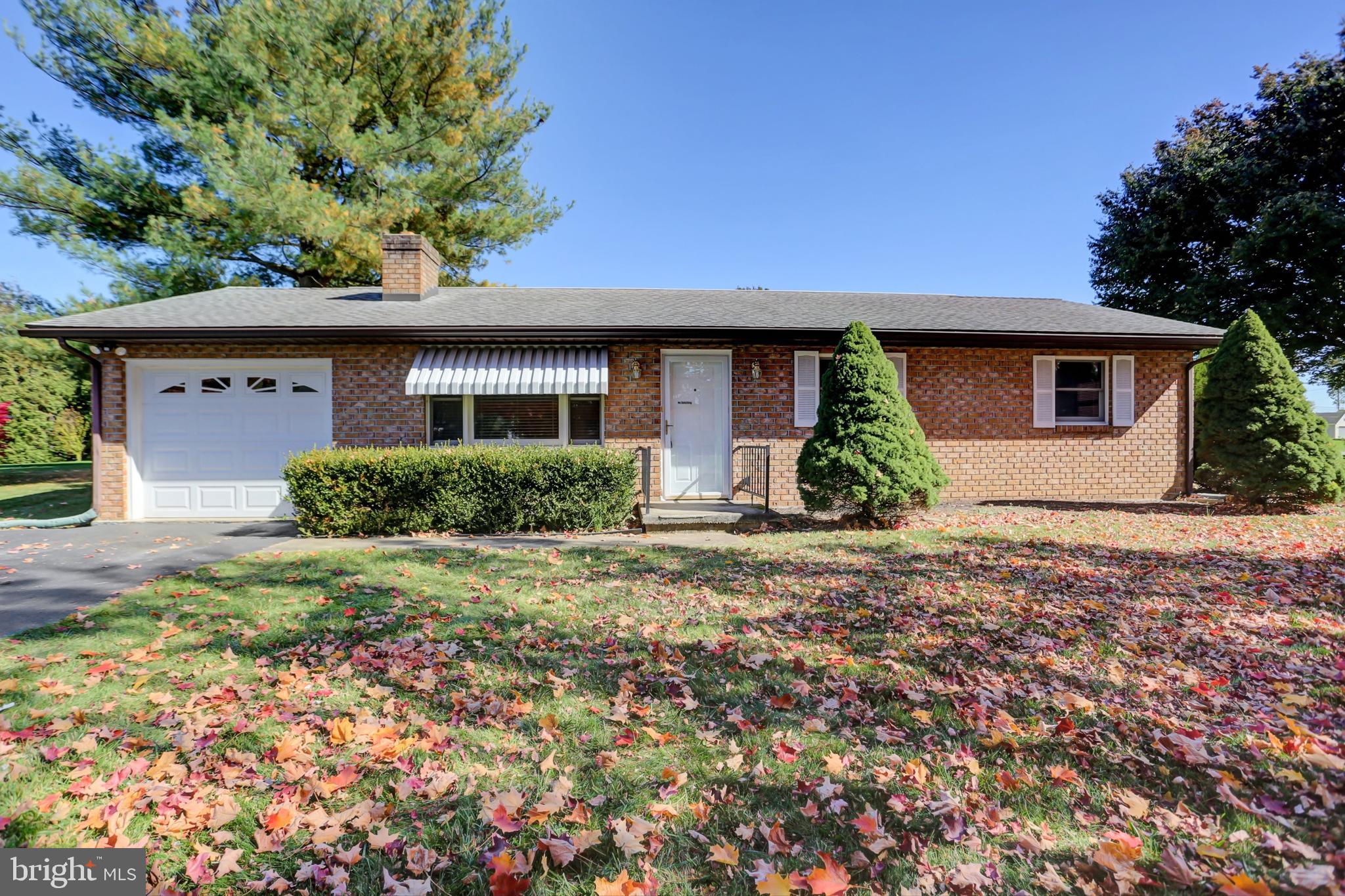 1235 Fox den Drive Dr N