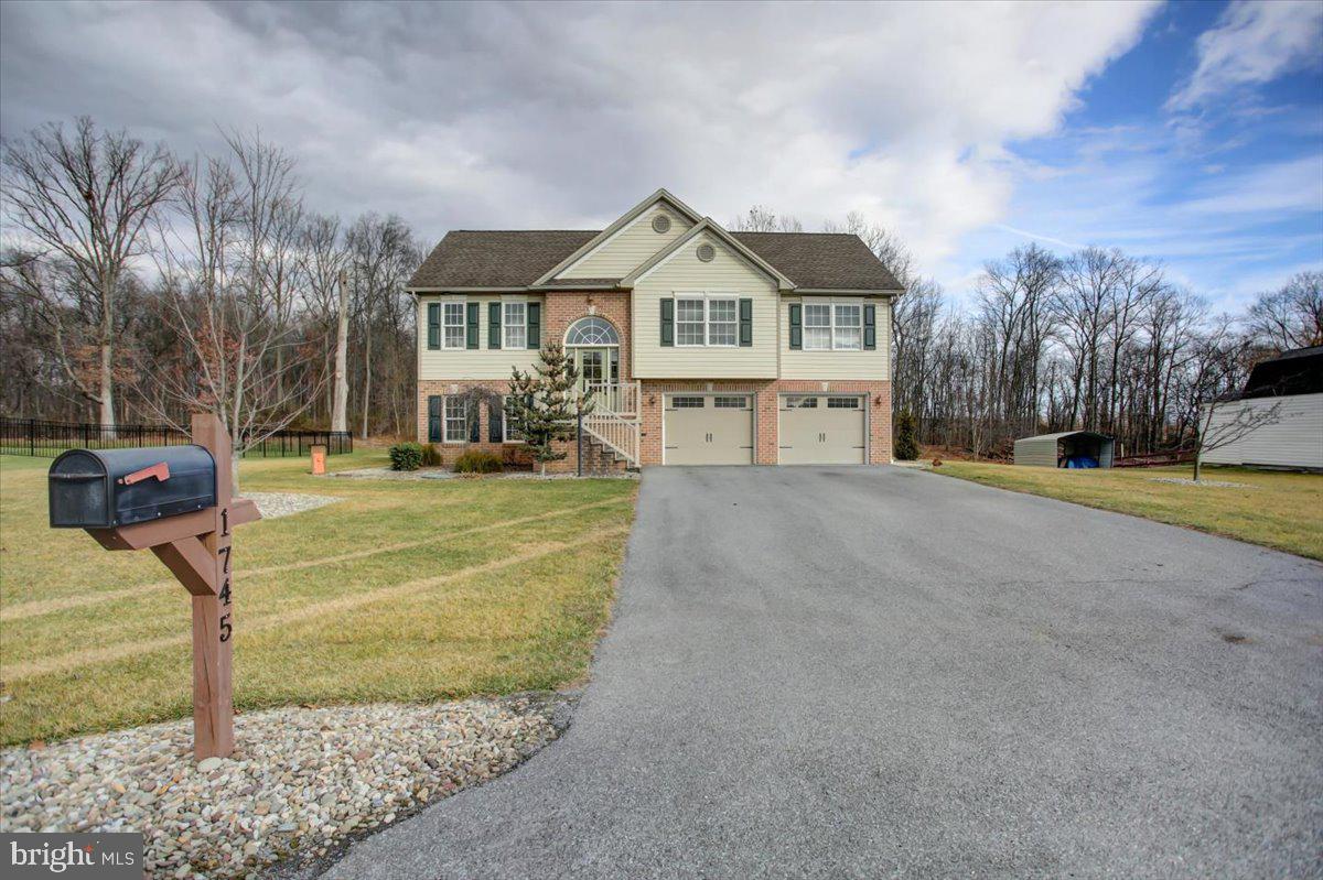 1745 Raven Drive
