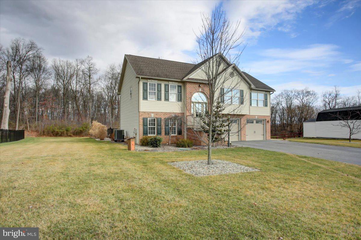 1745 Raven Drive