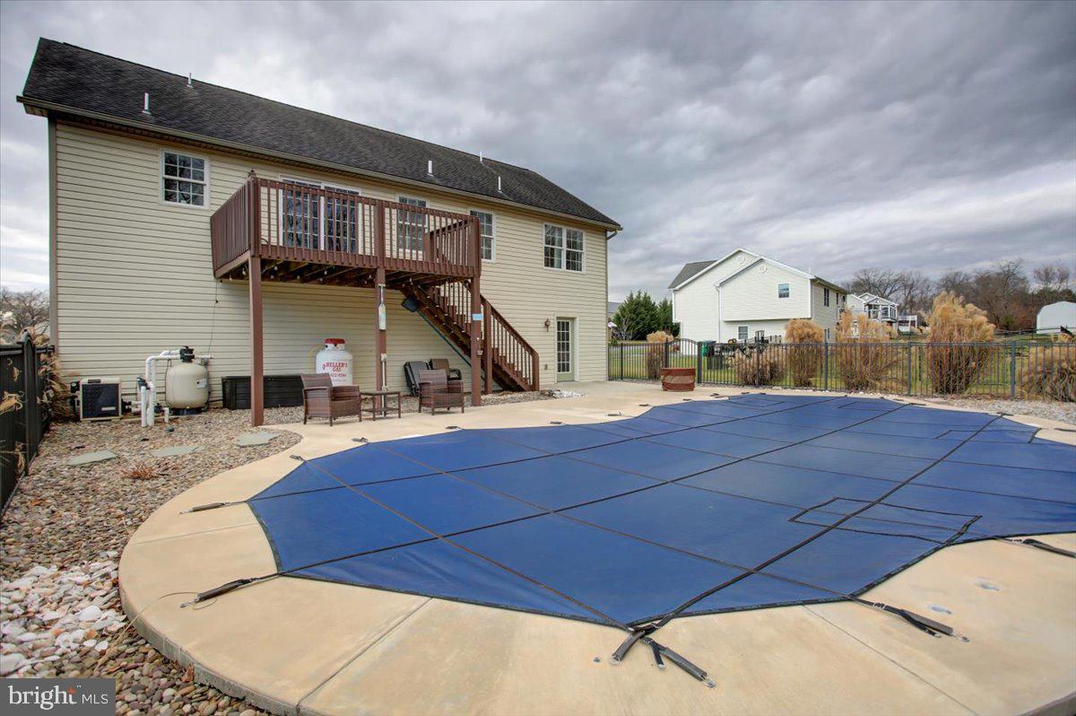 1745 Raven Drive