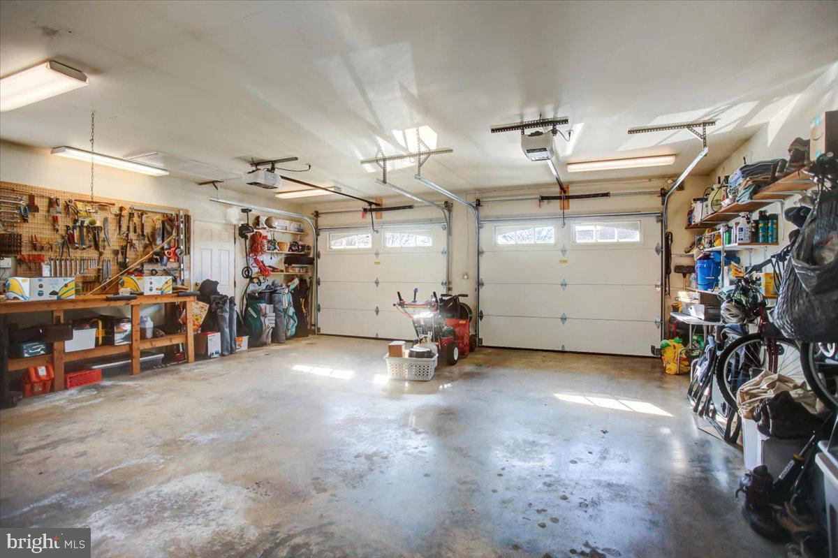 313 Bradley Ln
