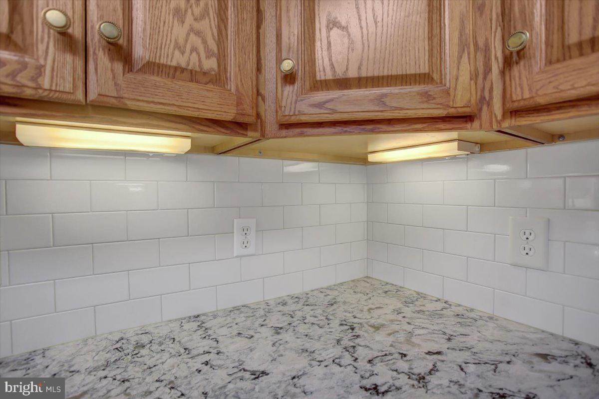 313 Bradley Ln