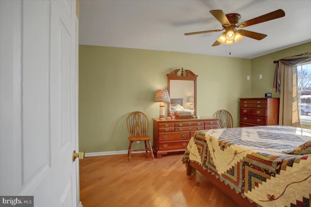 313 Bradley Ln