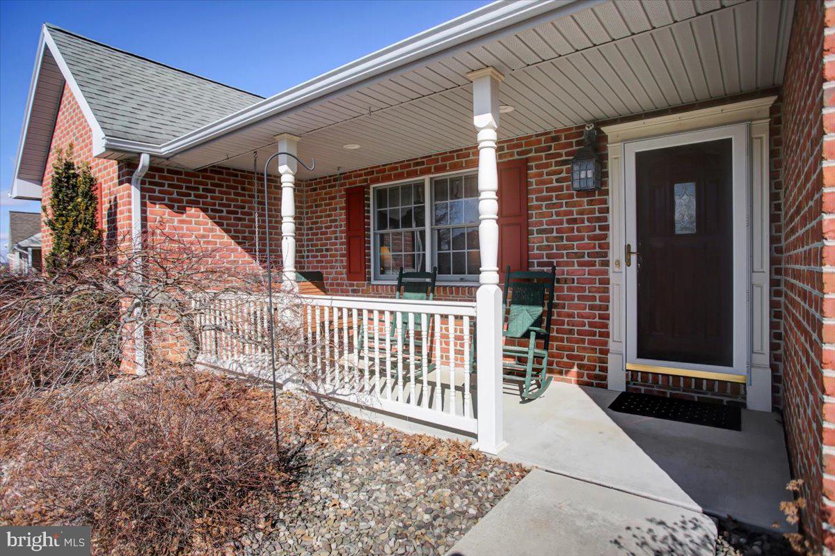 313 Bradley Ln