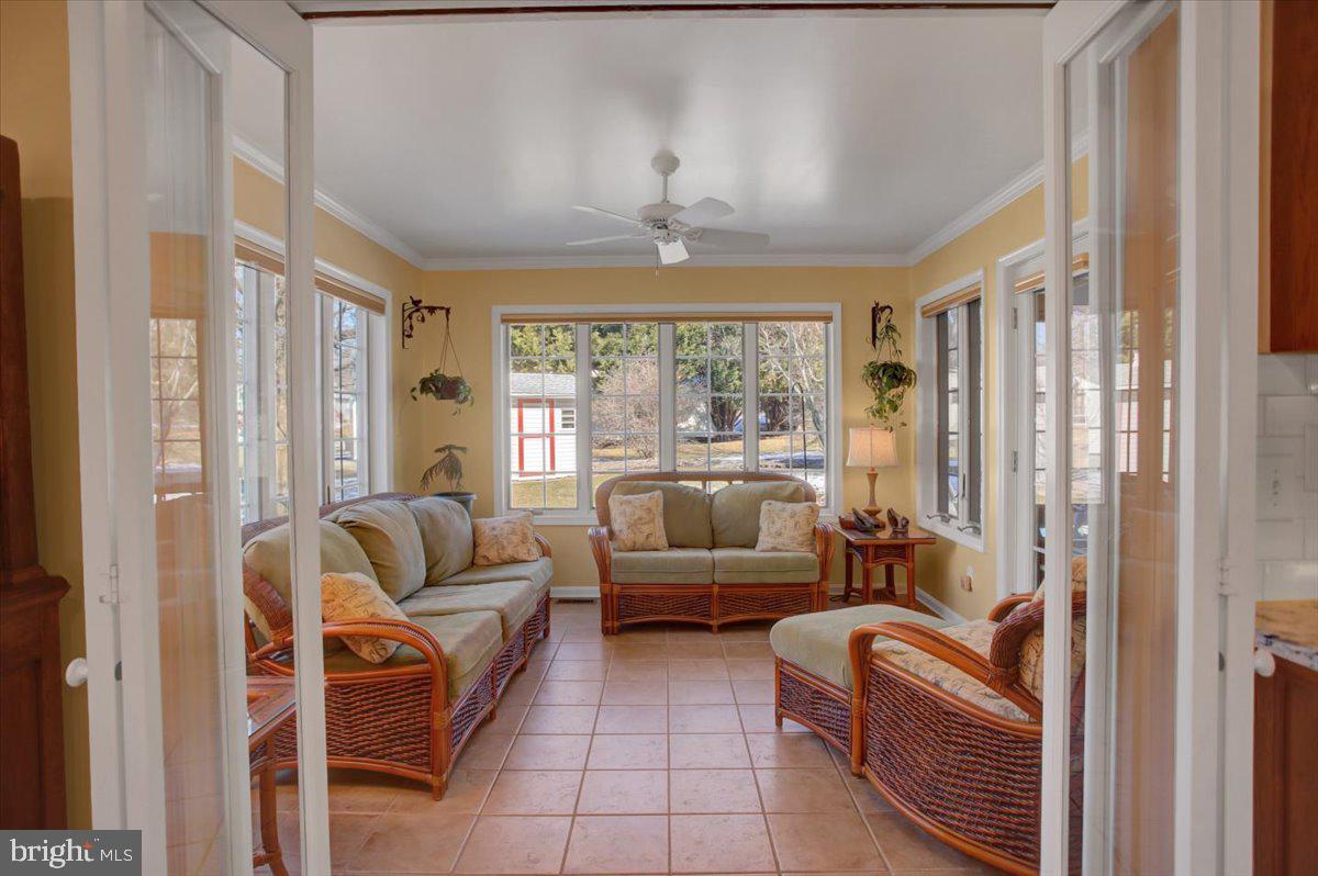 313 Bradley Ln