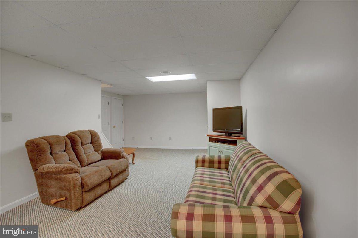 313 Bradley Ln