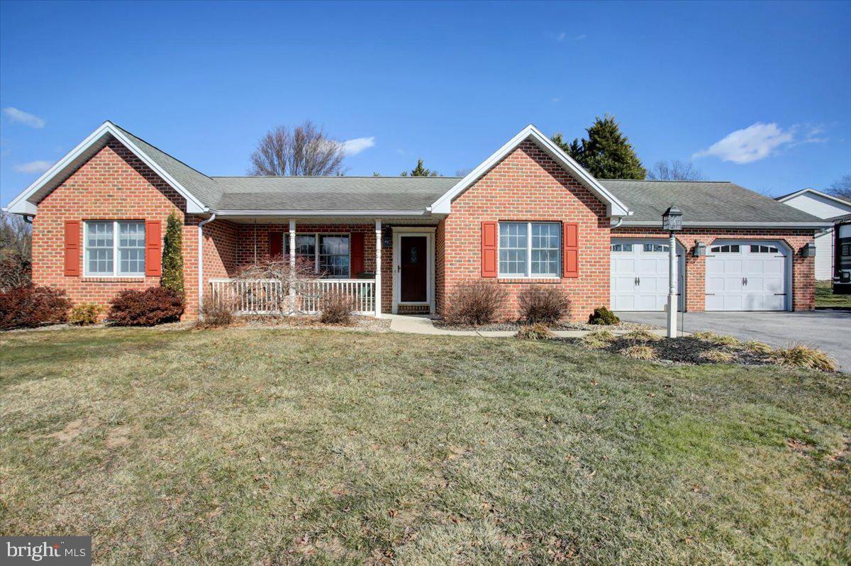 313 Bradley Ln