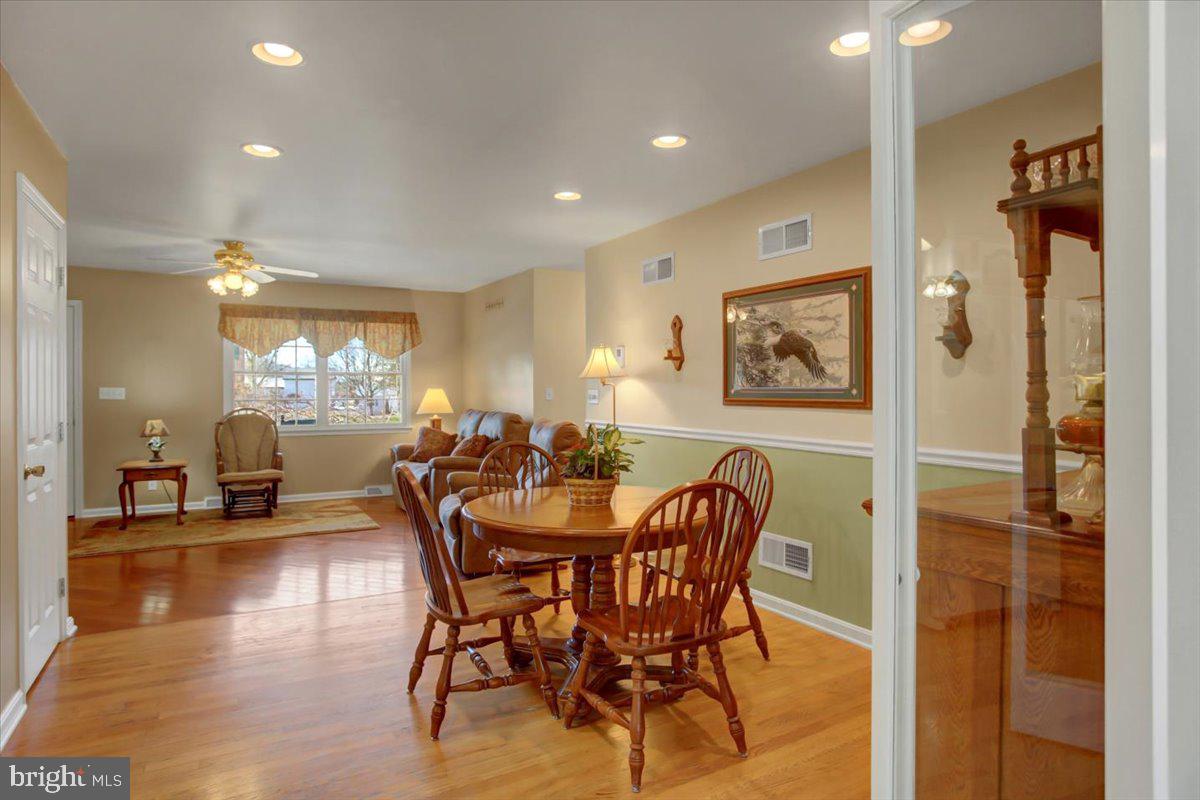 313 Bradley Ln