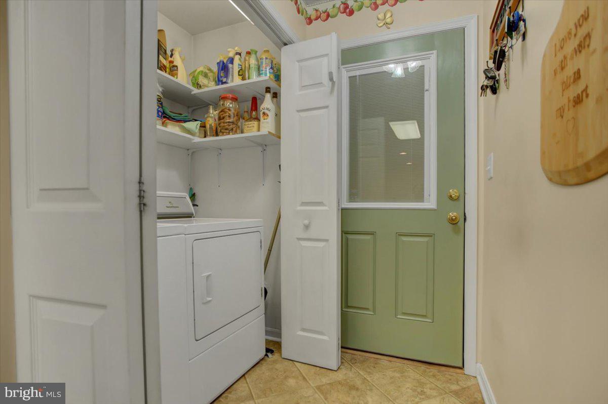 313 Bradley Ln