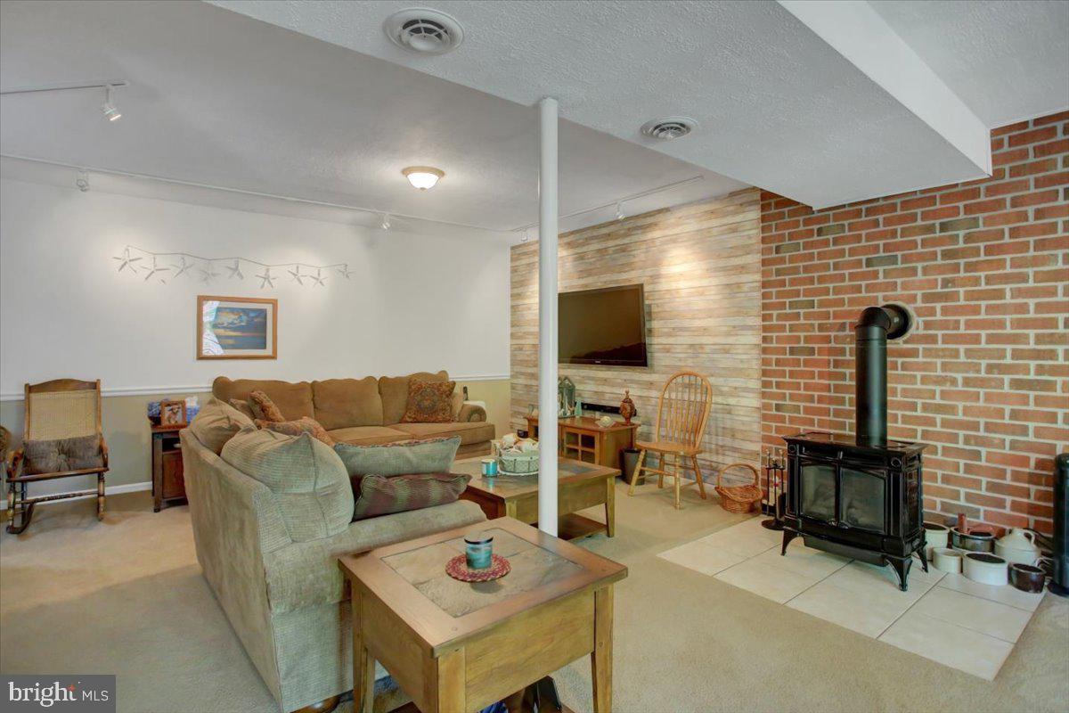 3979 Campbell Circle