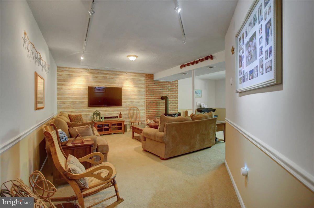 3979 Campbell Circle