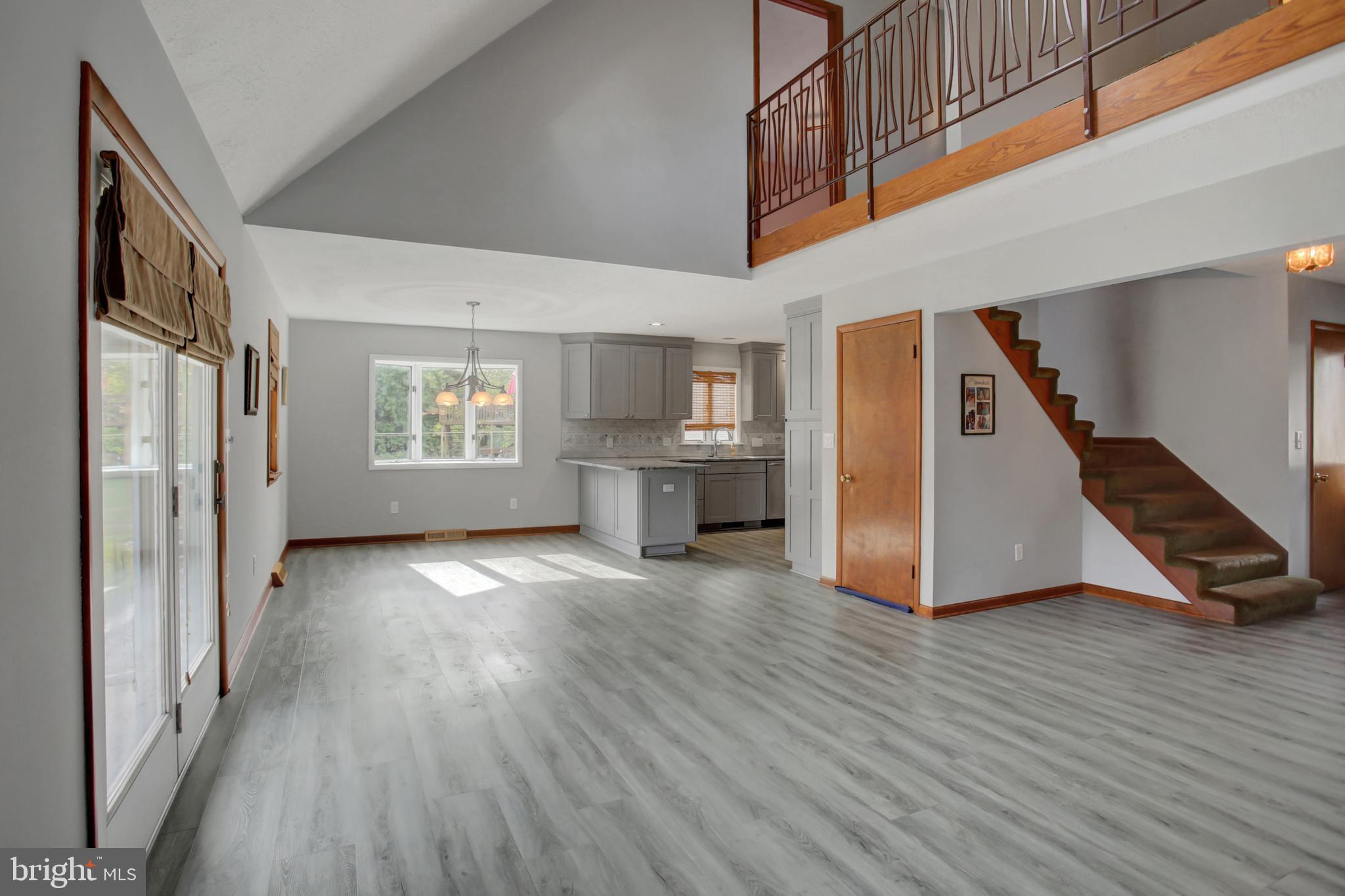 10050 MCCREARY ROAD