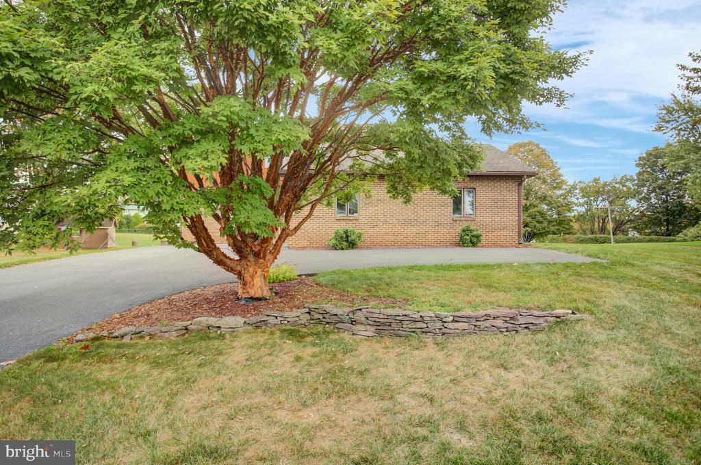 10050 MCCREARY ROAD
