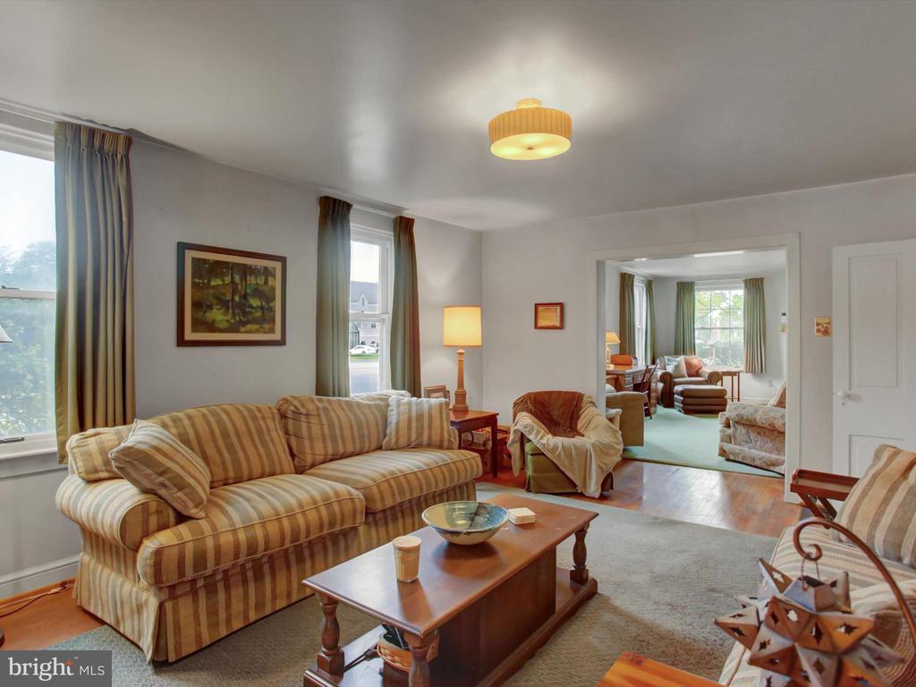 102 PARK AVENUE