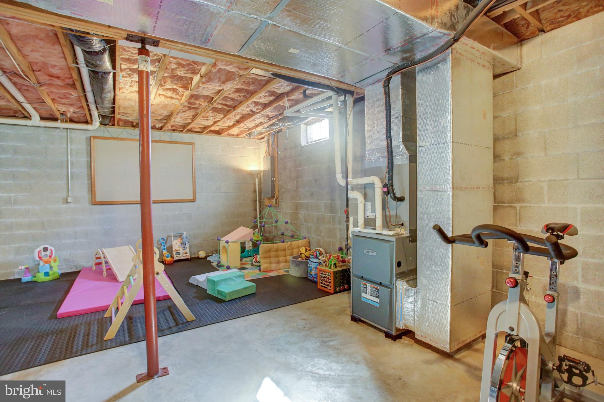 127 STONY POINT AVENUE