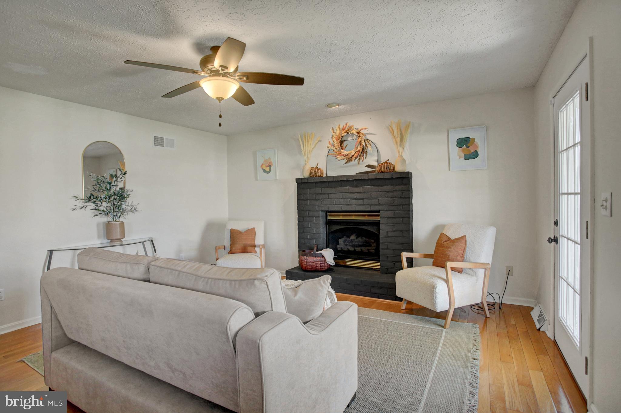 127 STONY POINT AVENUE