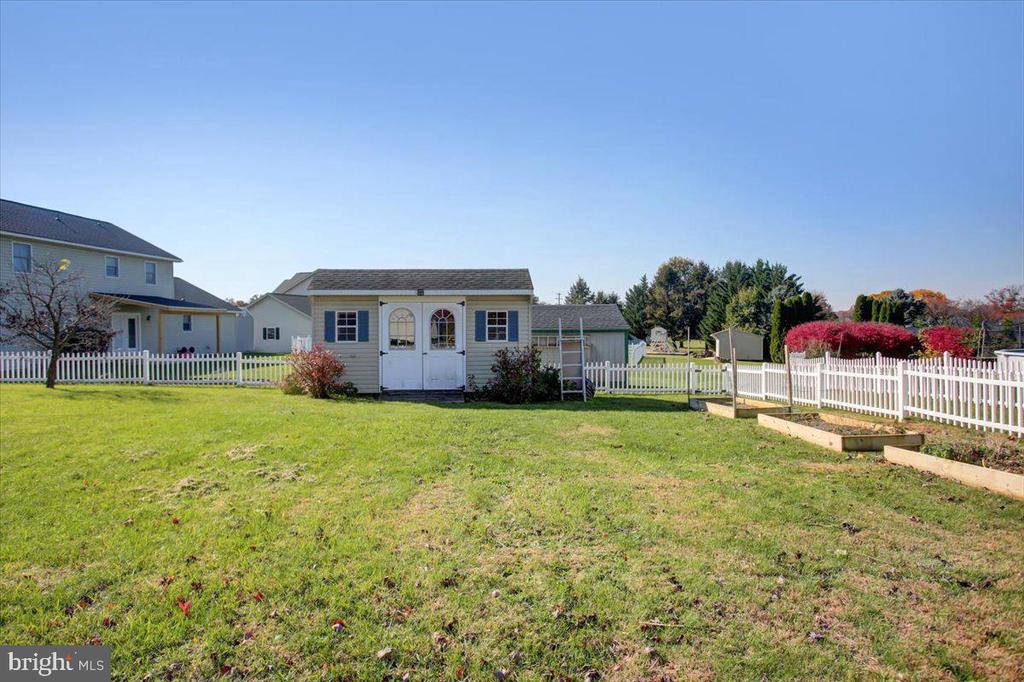 127 STONY POINT AVENUE
