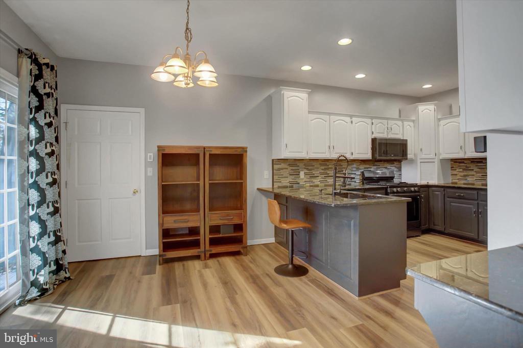 642 ERIC DRIVE