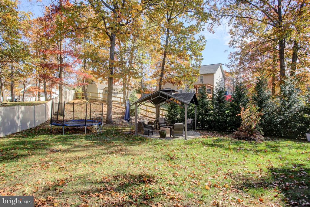 642 ERIC DRIVE