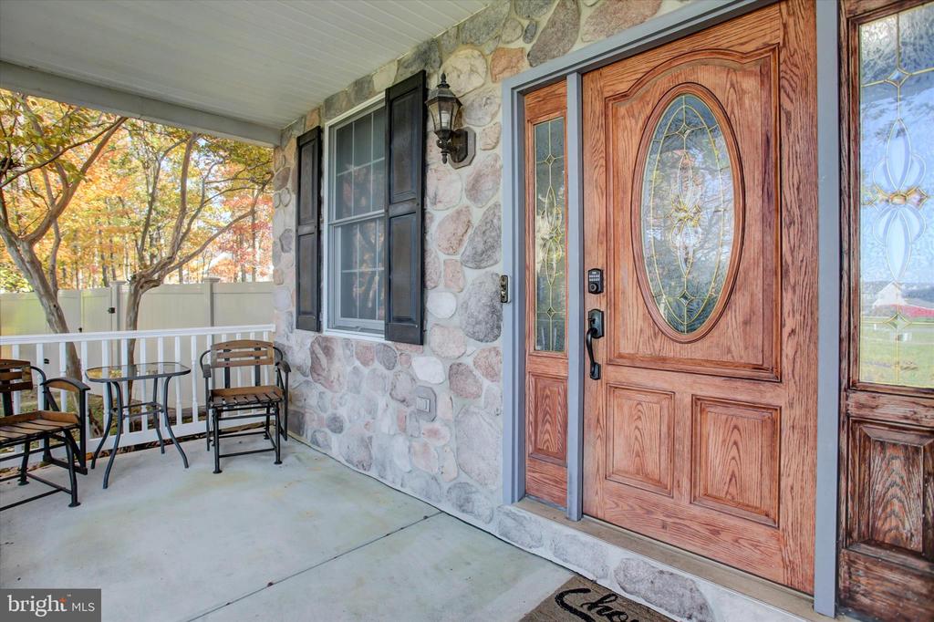 642 ERIC DRIVE
