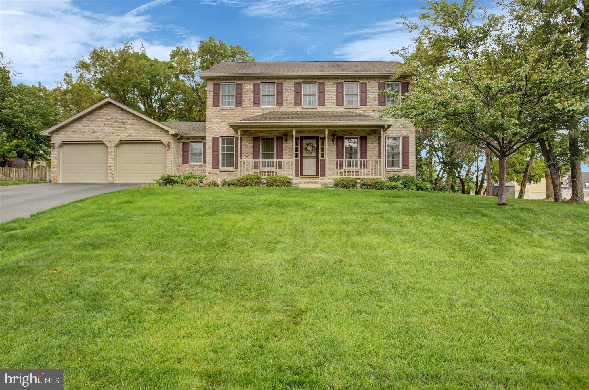 427 BRADLEY LANE