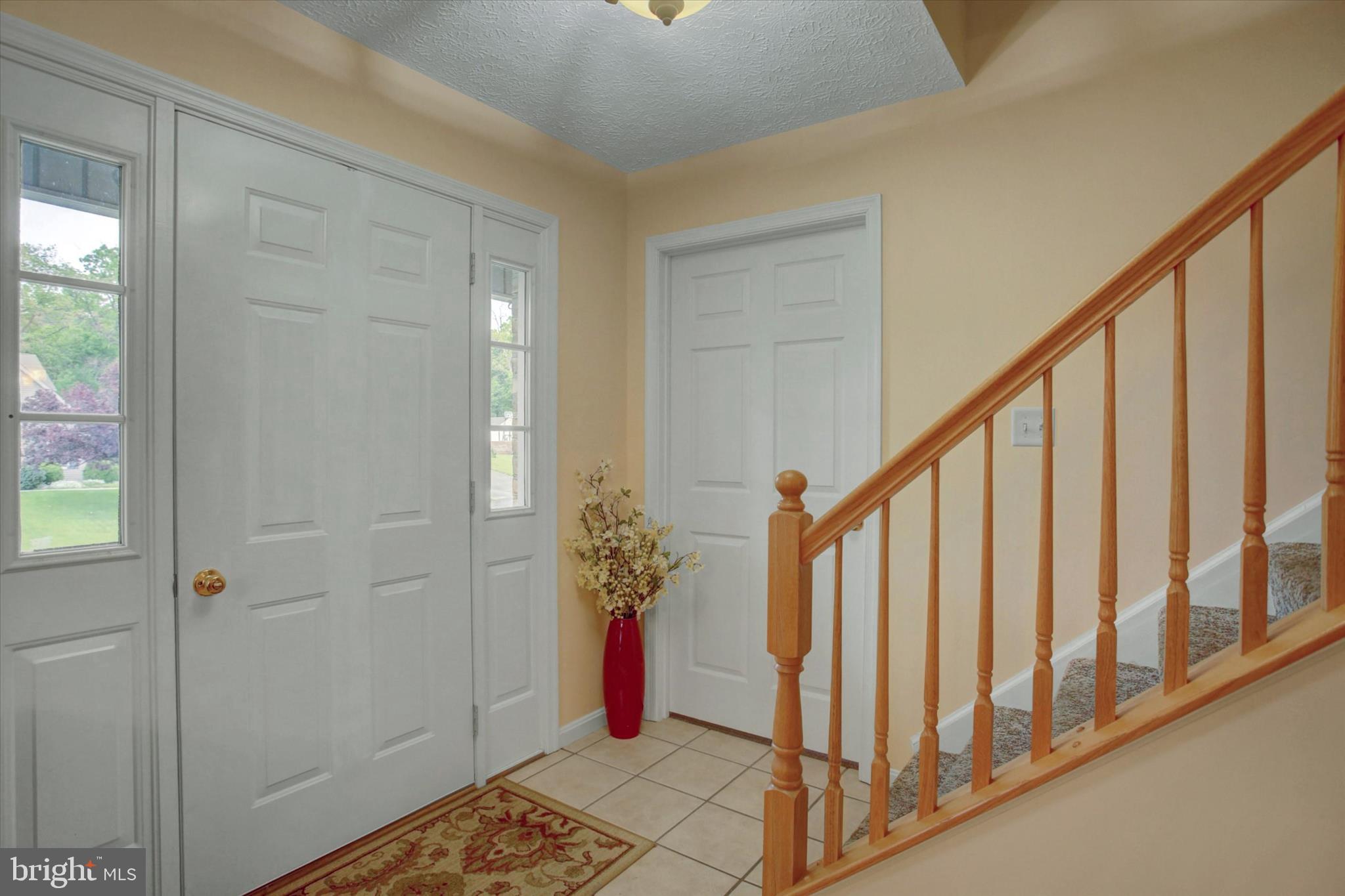 427 BRADLEY LANE