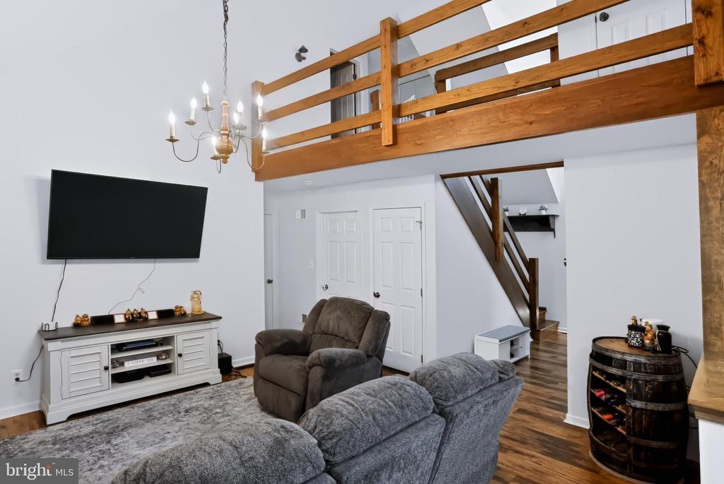 673 KARVOIS COURT