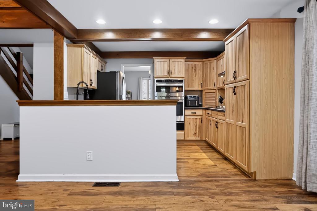 673 KARVOIS COURT