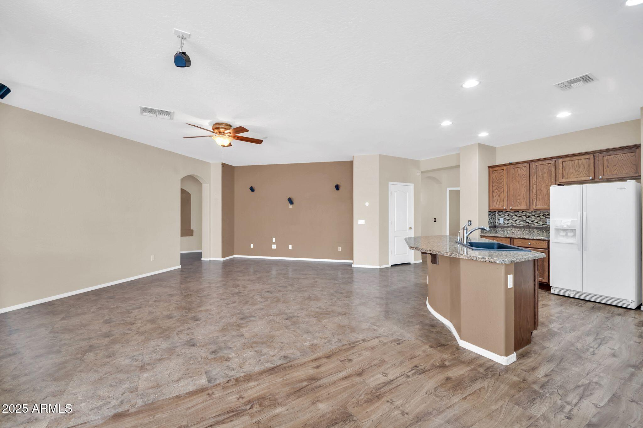 11318 W MONTE VISTA Road