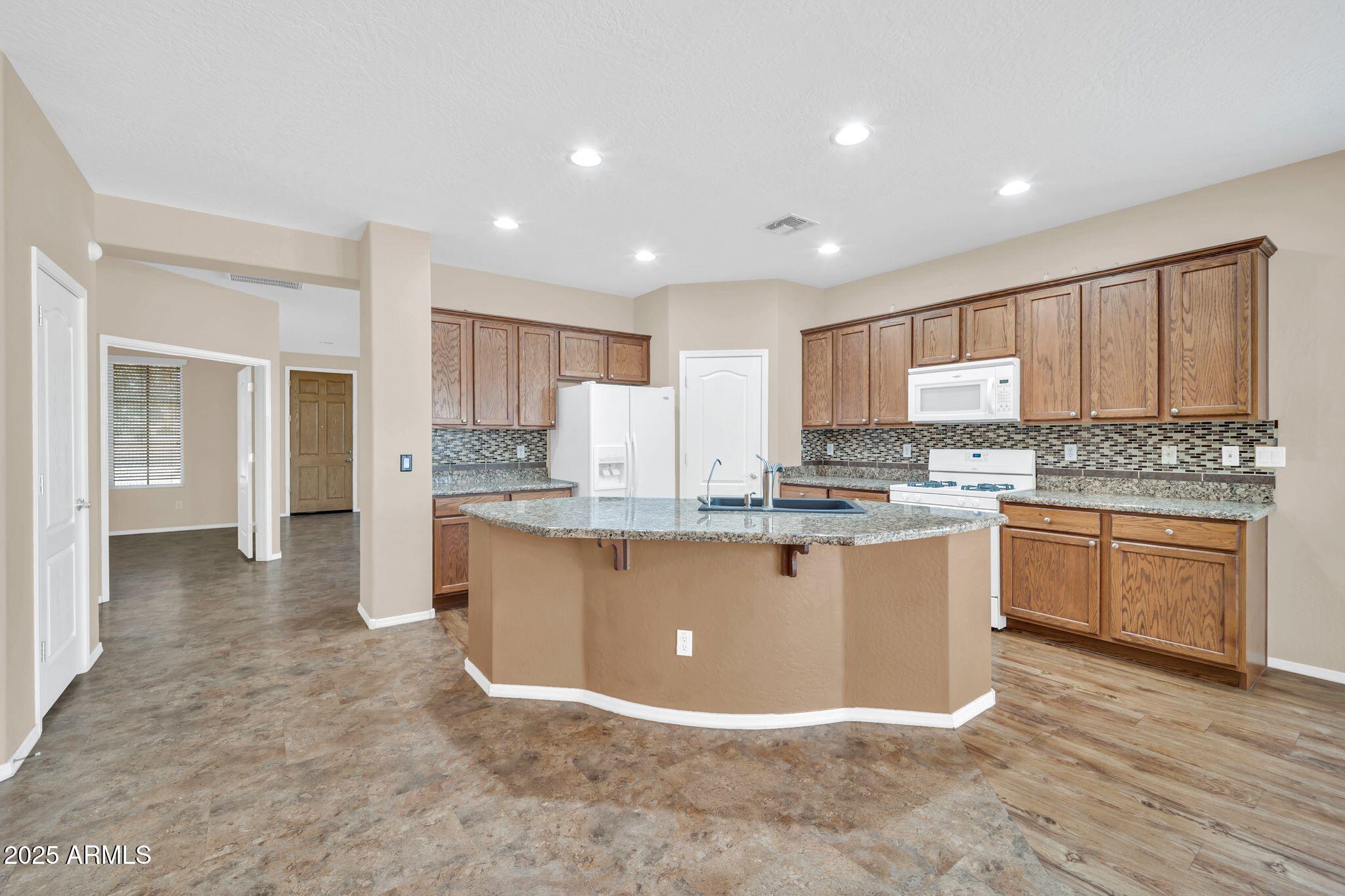 11318 W MONTE VISTA Road