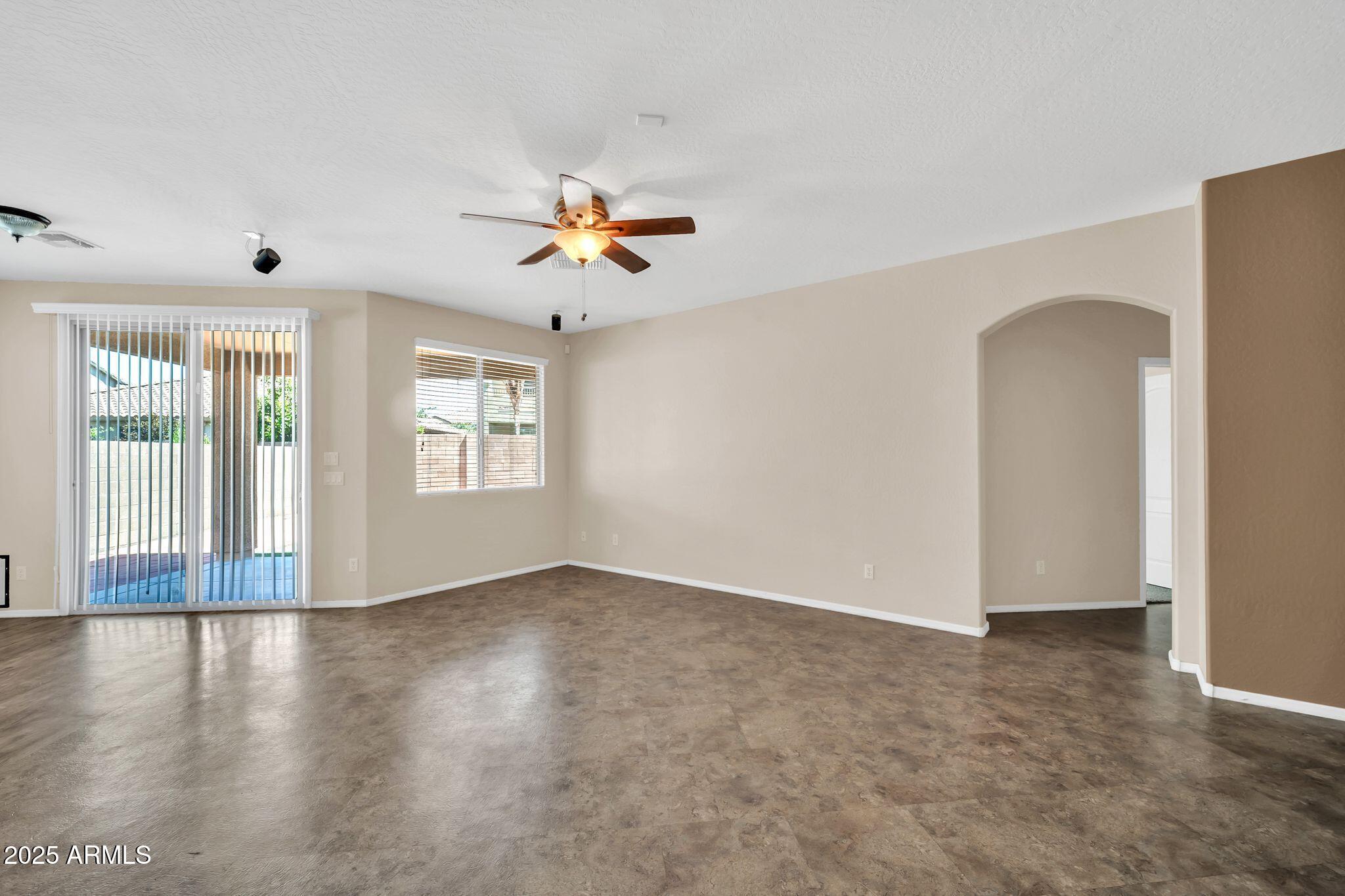11318 W MONTE VISTA Road