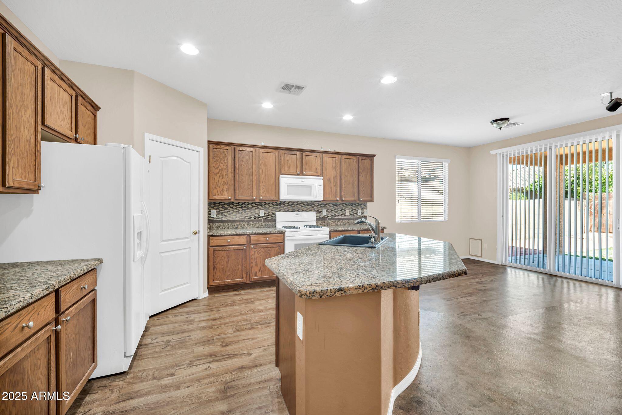 11318 W MONTE VISTA Road