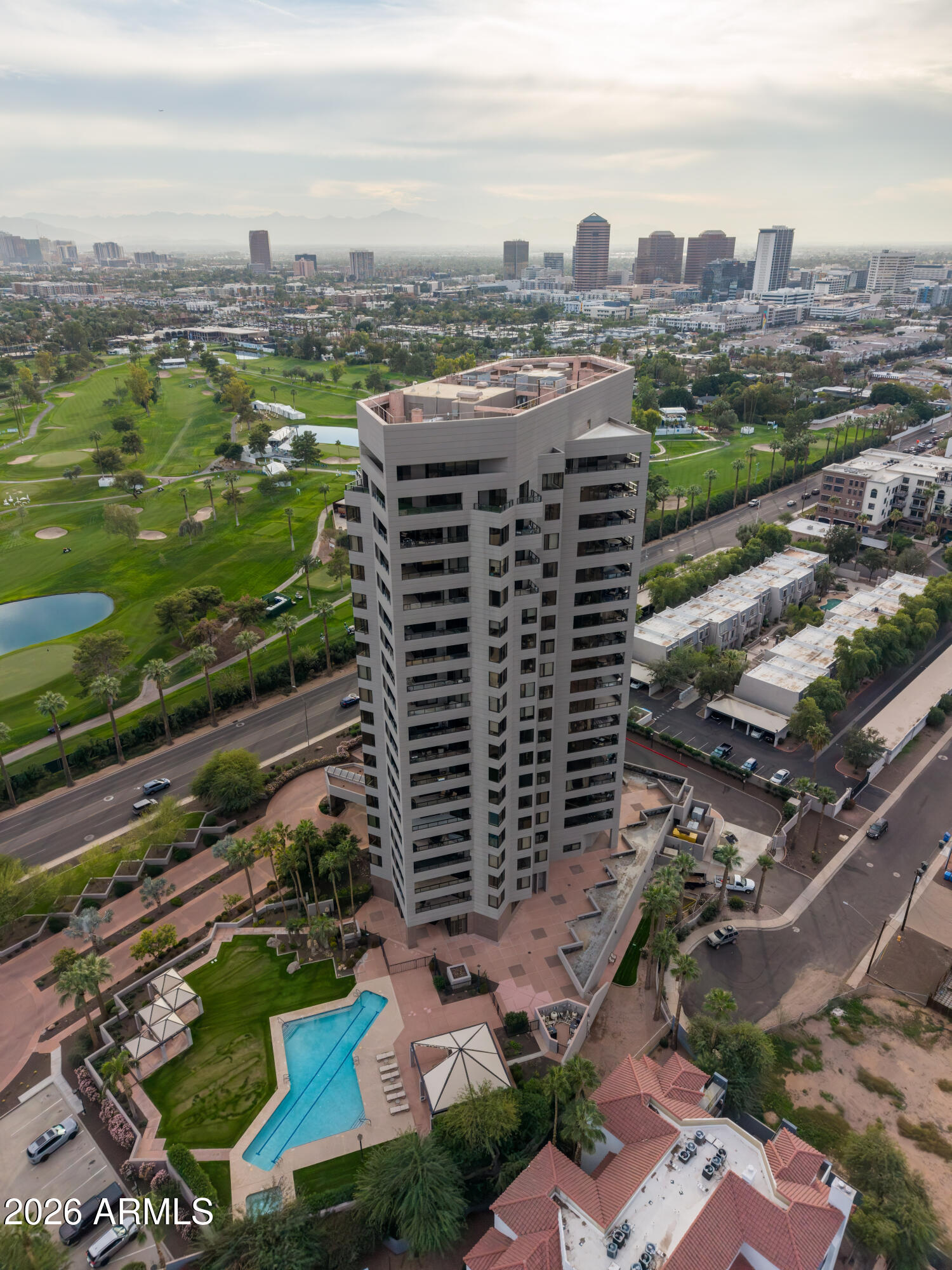 1040 E OSBORN Road 602