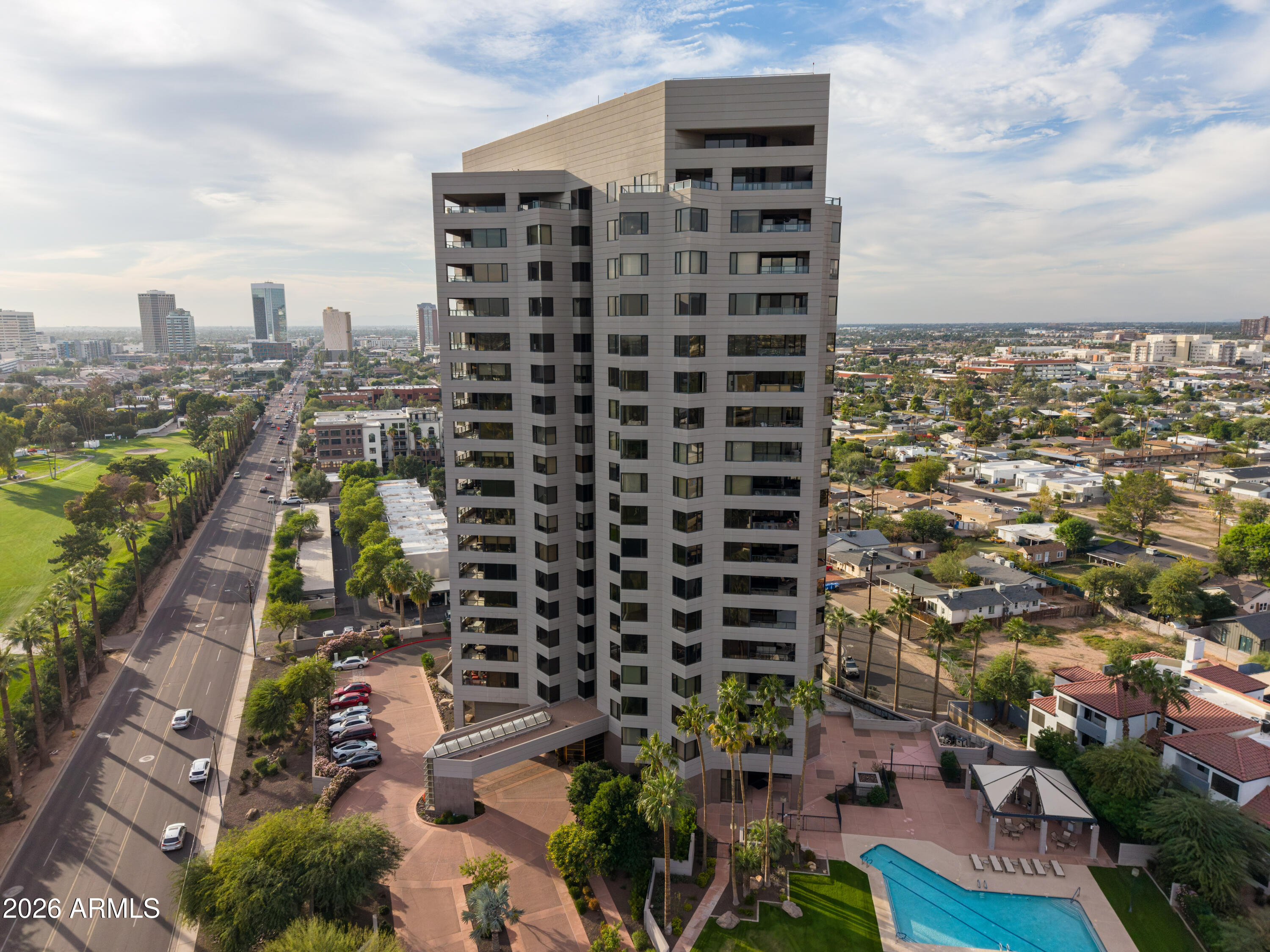 1040 E OSBORN Road 602