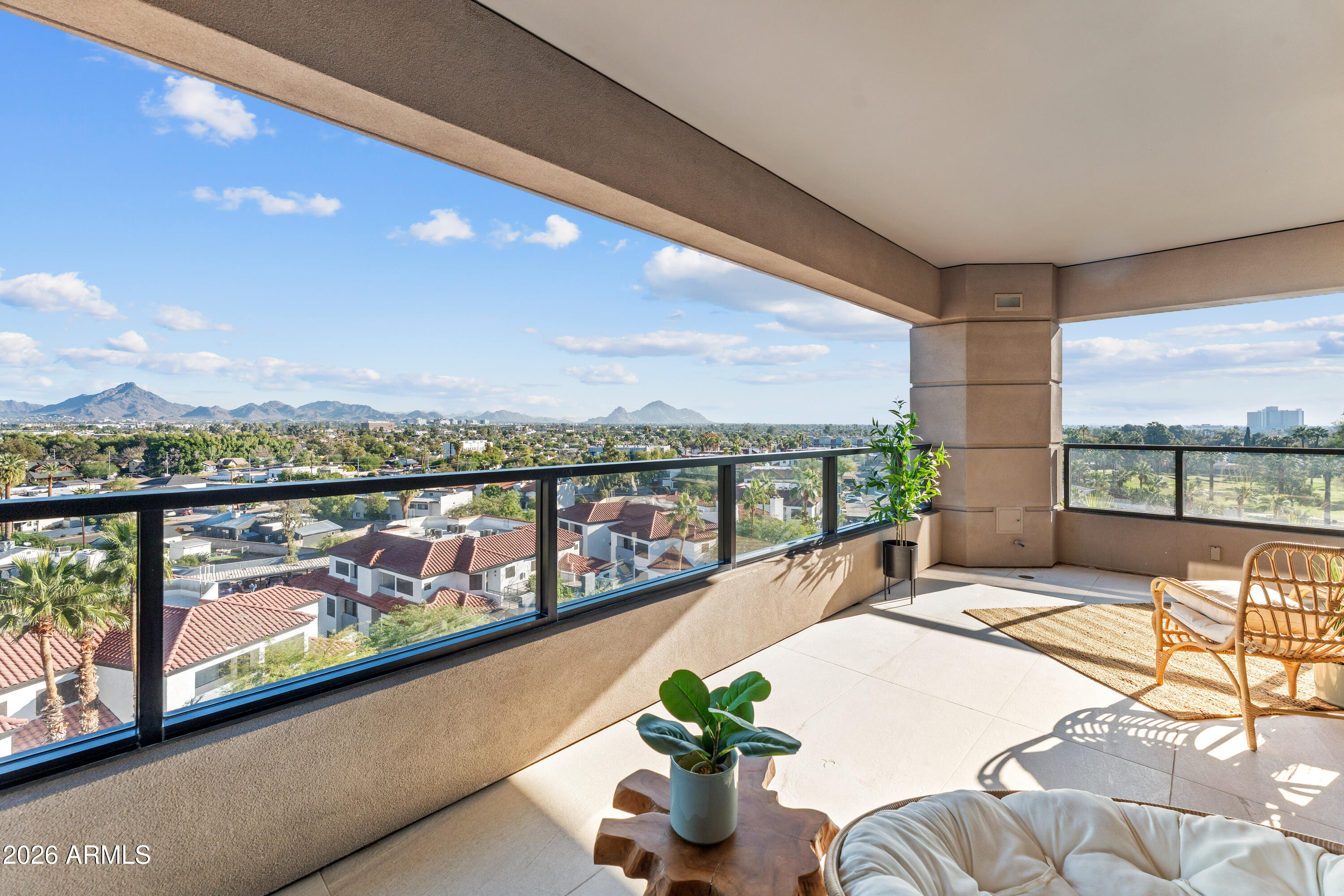 1040 E OSBORN Road 602