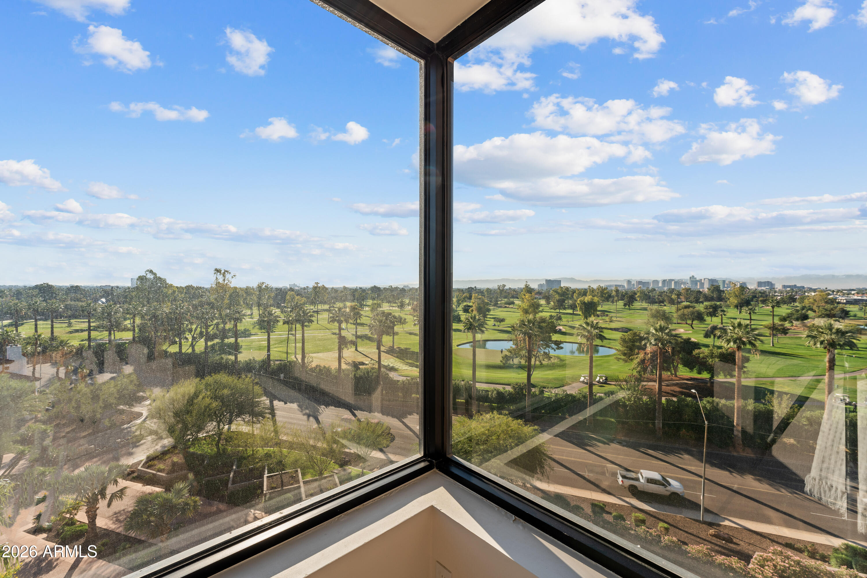 1040 E OSBORN Road 602