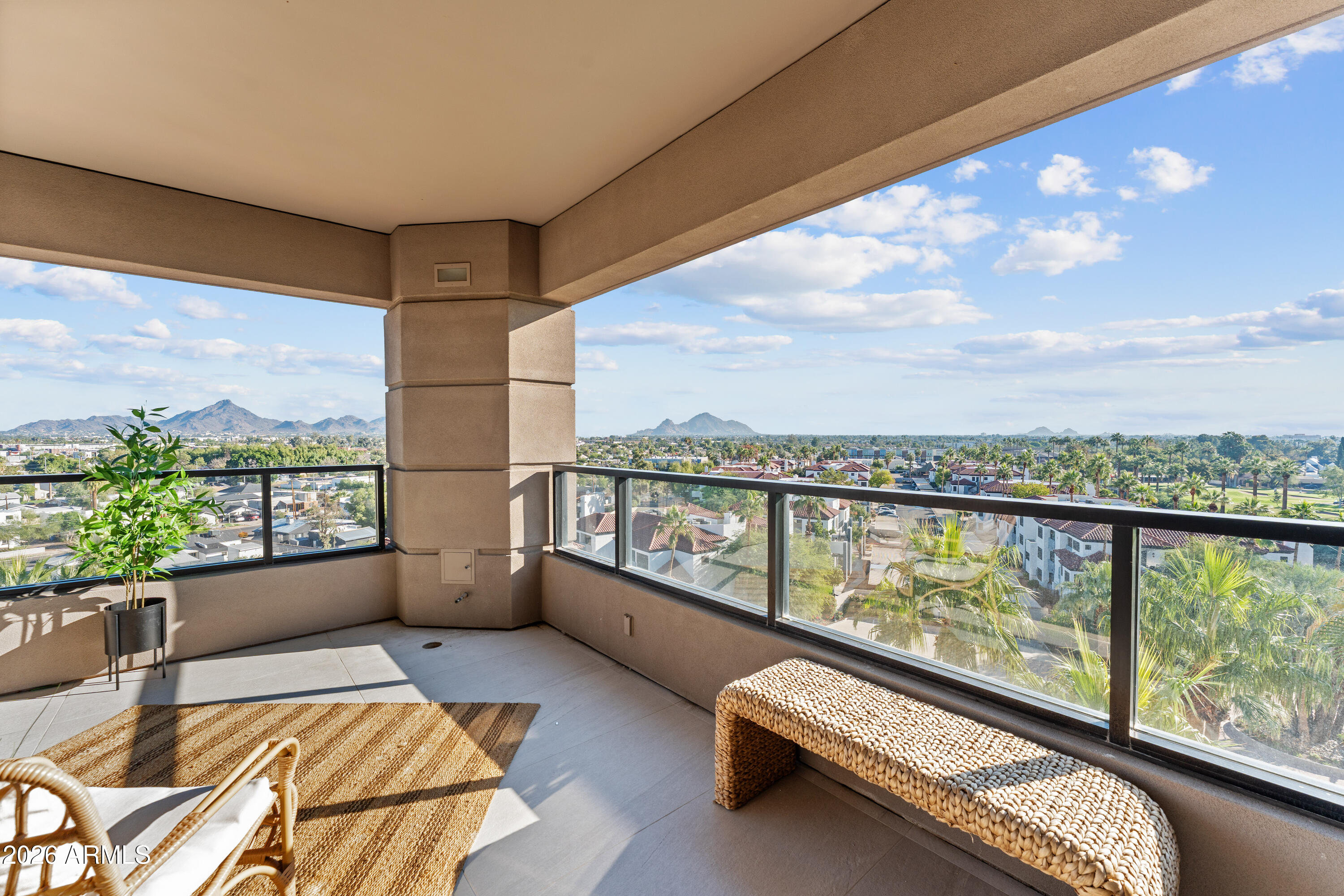 1040 E OSBORN Road 602