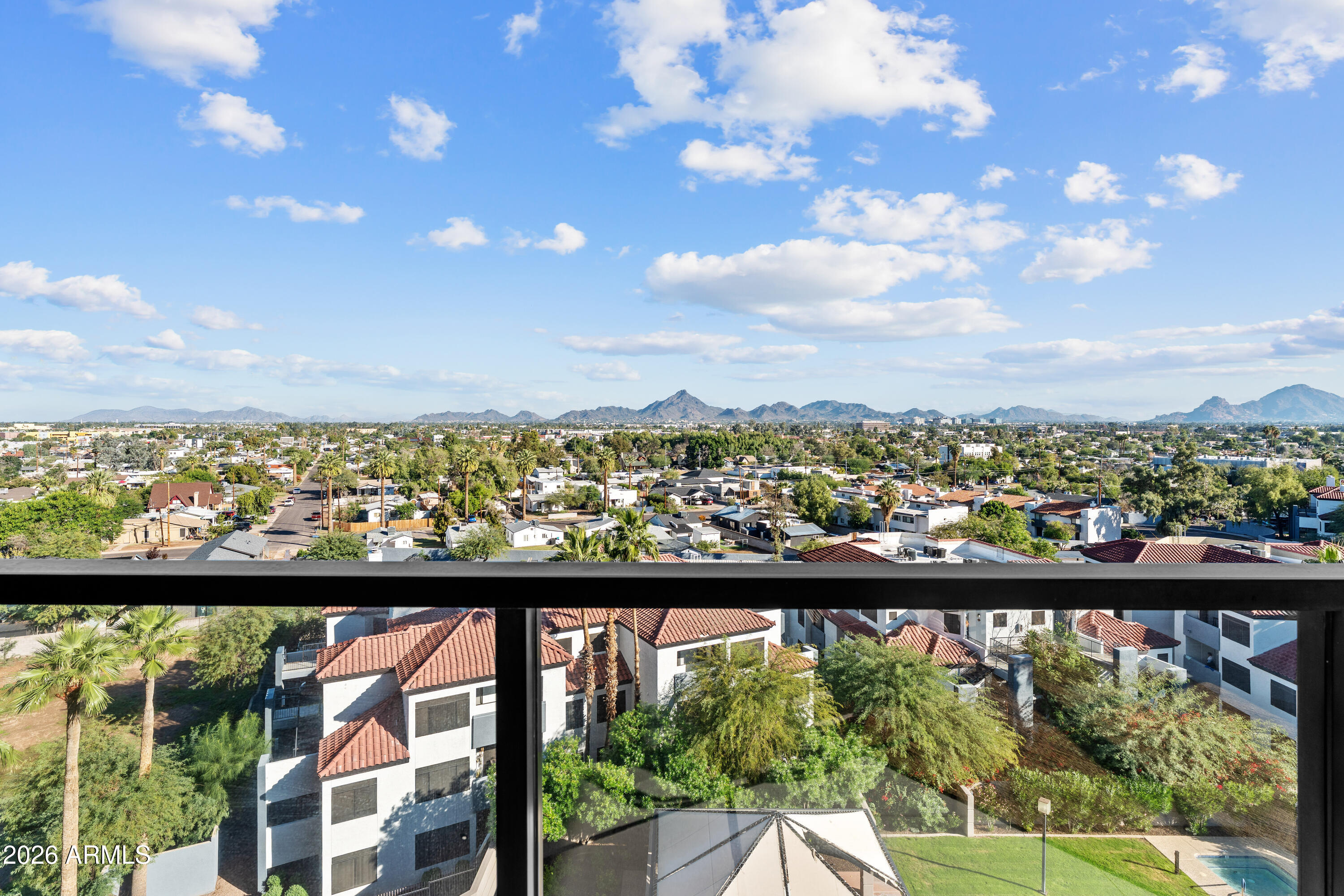 1040 E OSBORN Road 602