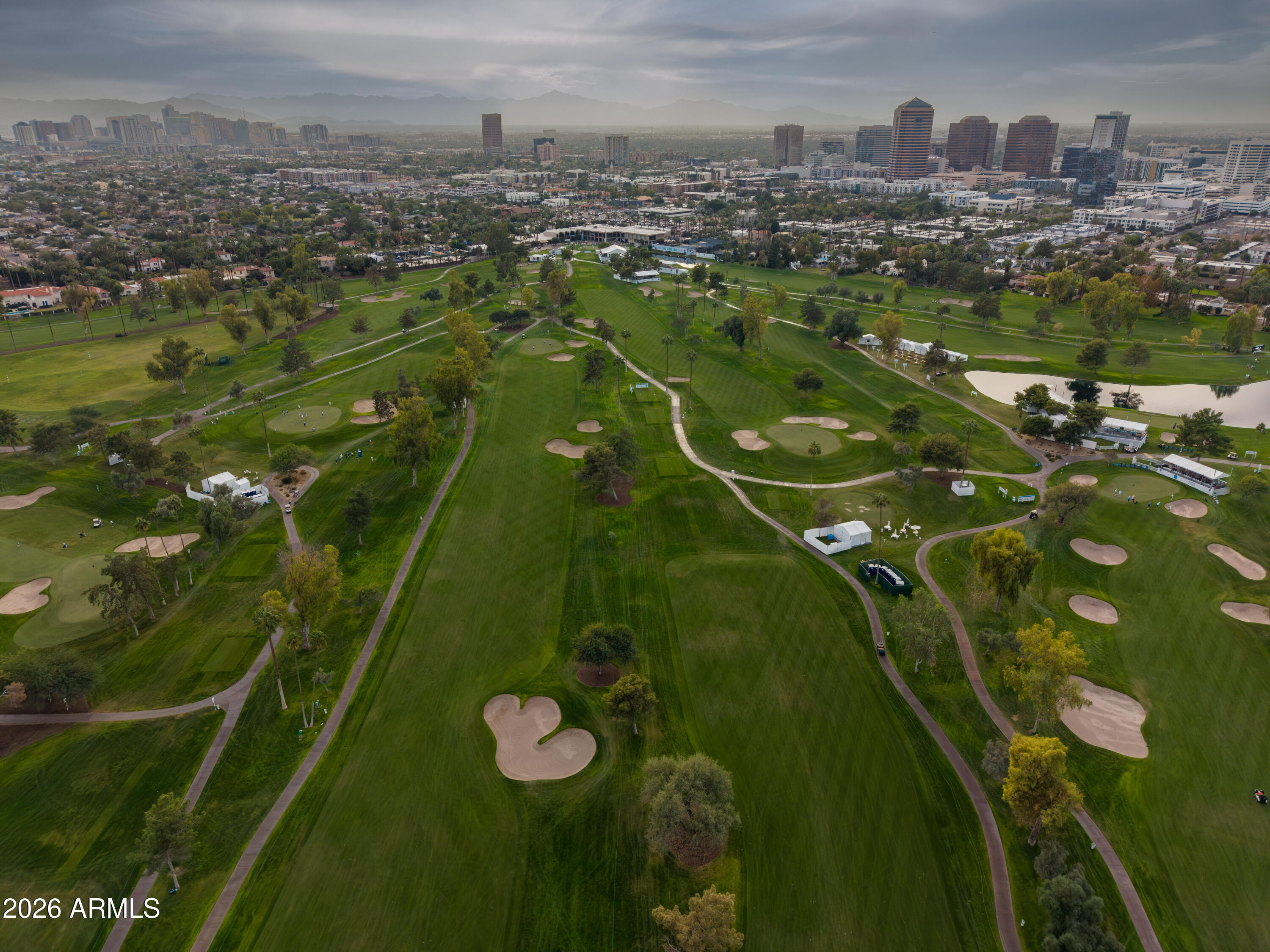 1040 E OSBORN Road 602