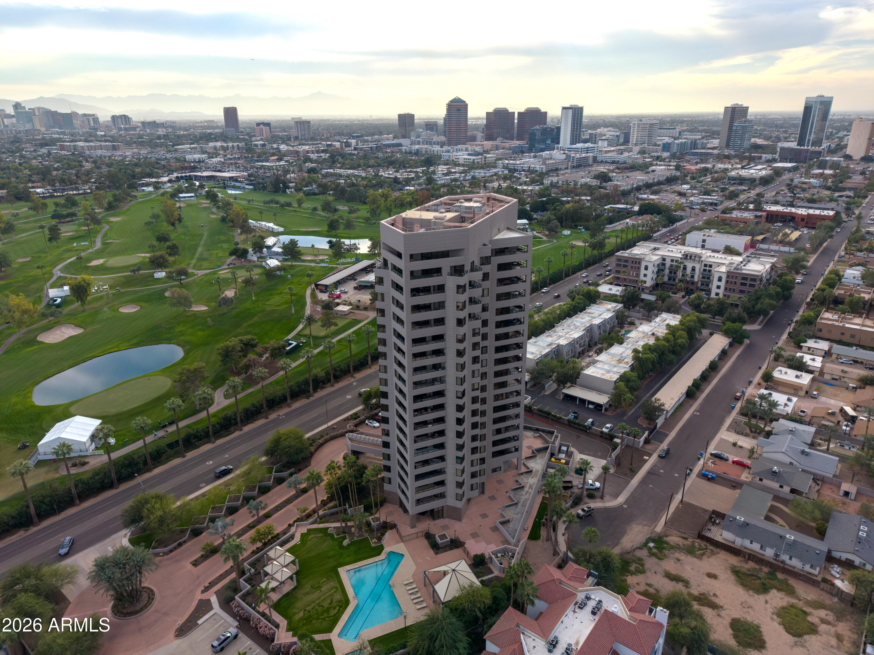 1040 E OSBORN Road 602