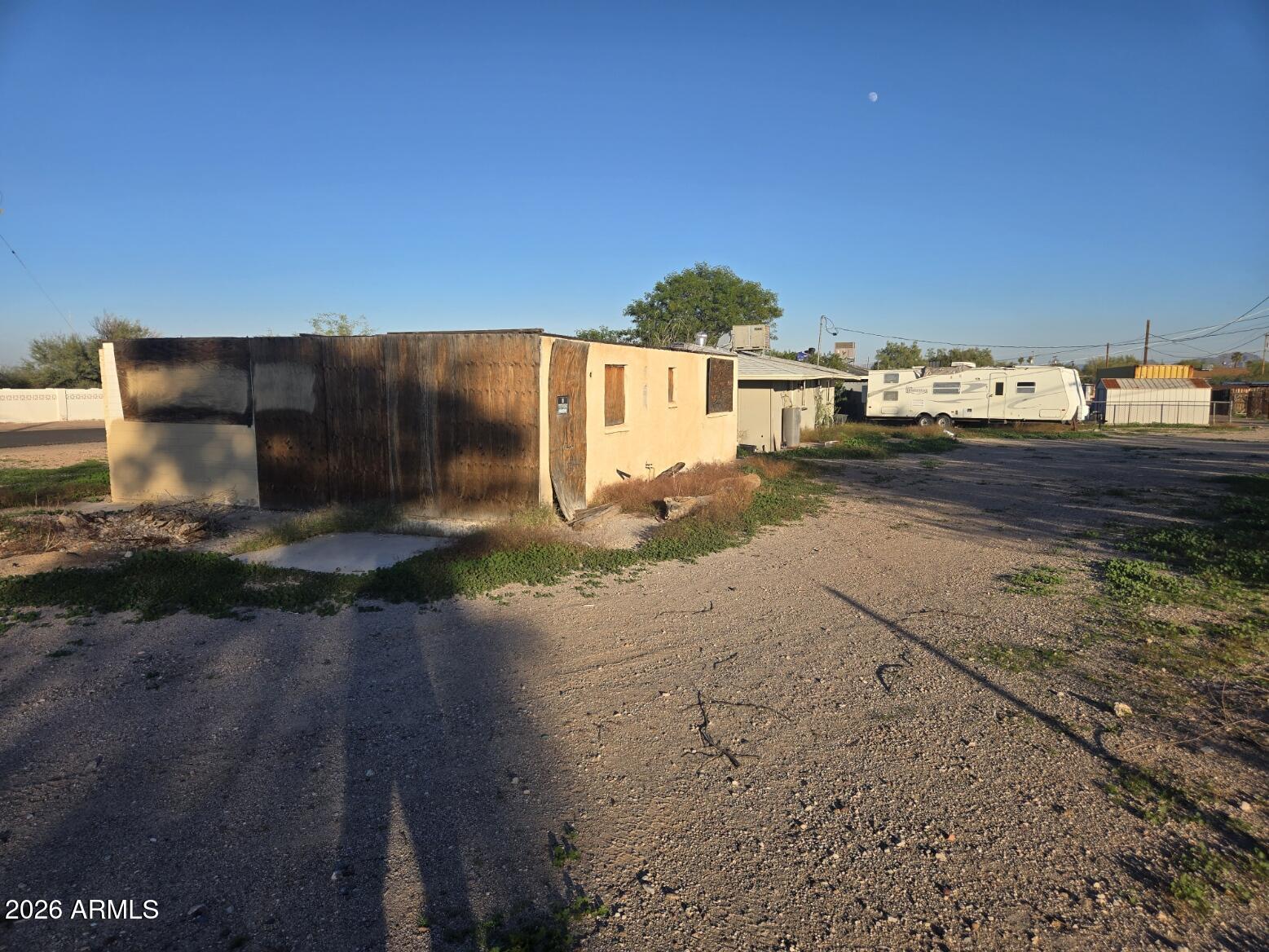 409 W RICHARDS Street