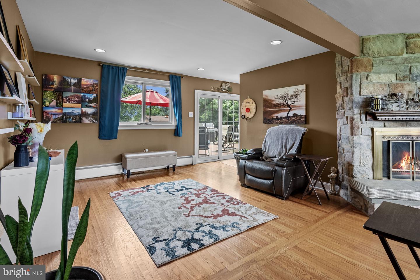 1010 Conlin Way