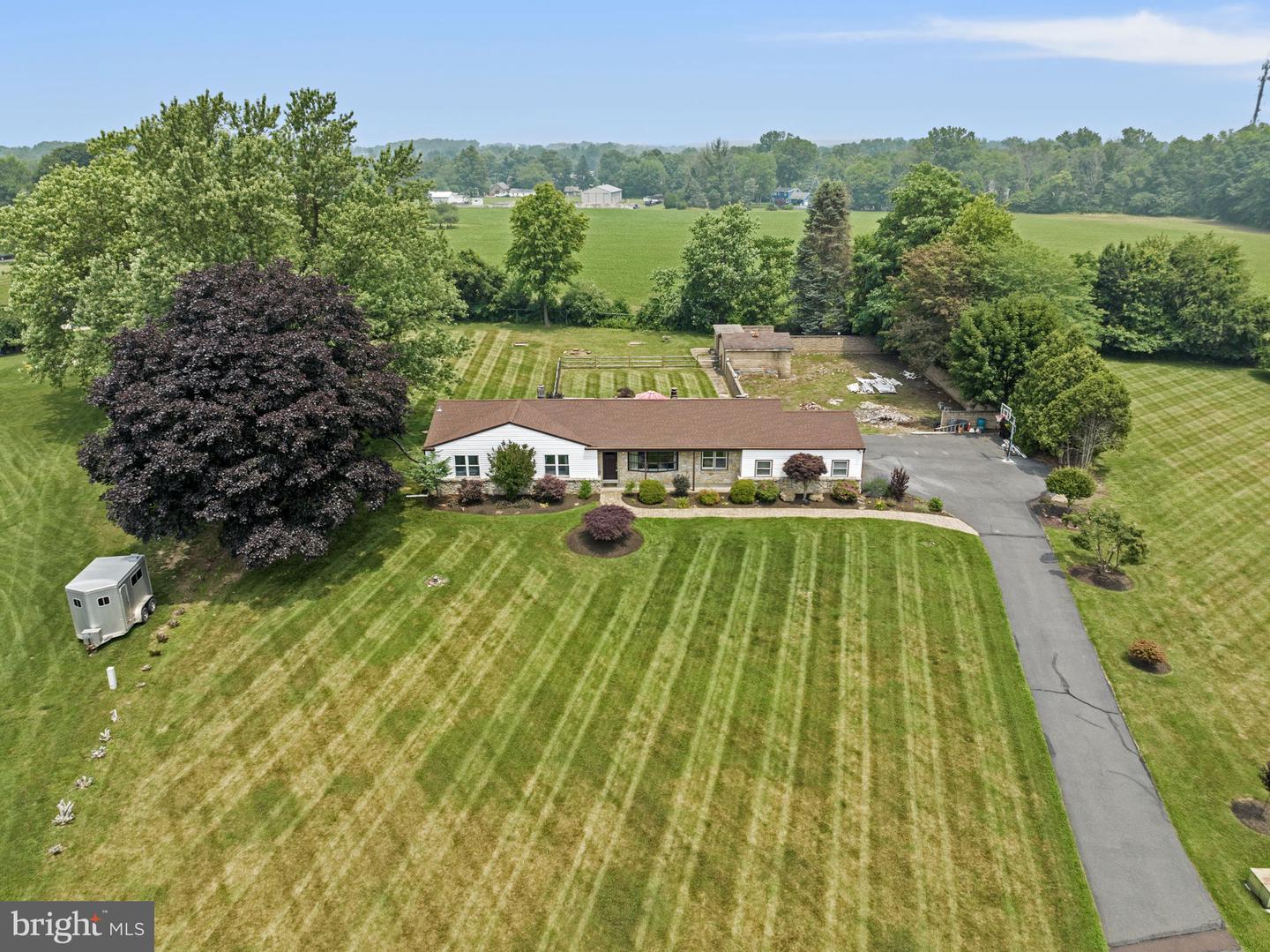1010 Conlin Way