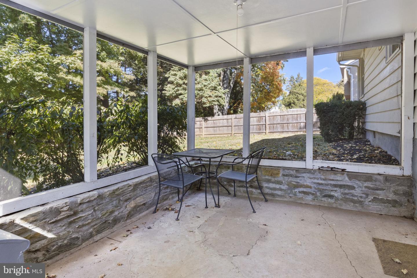2021 Spring Mill Rd
