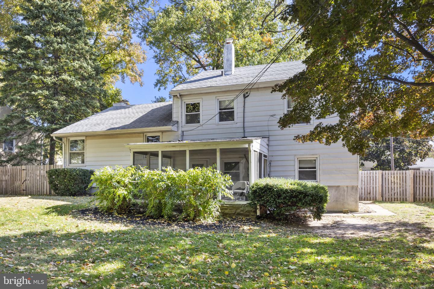 2021 Spring Mill Rd