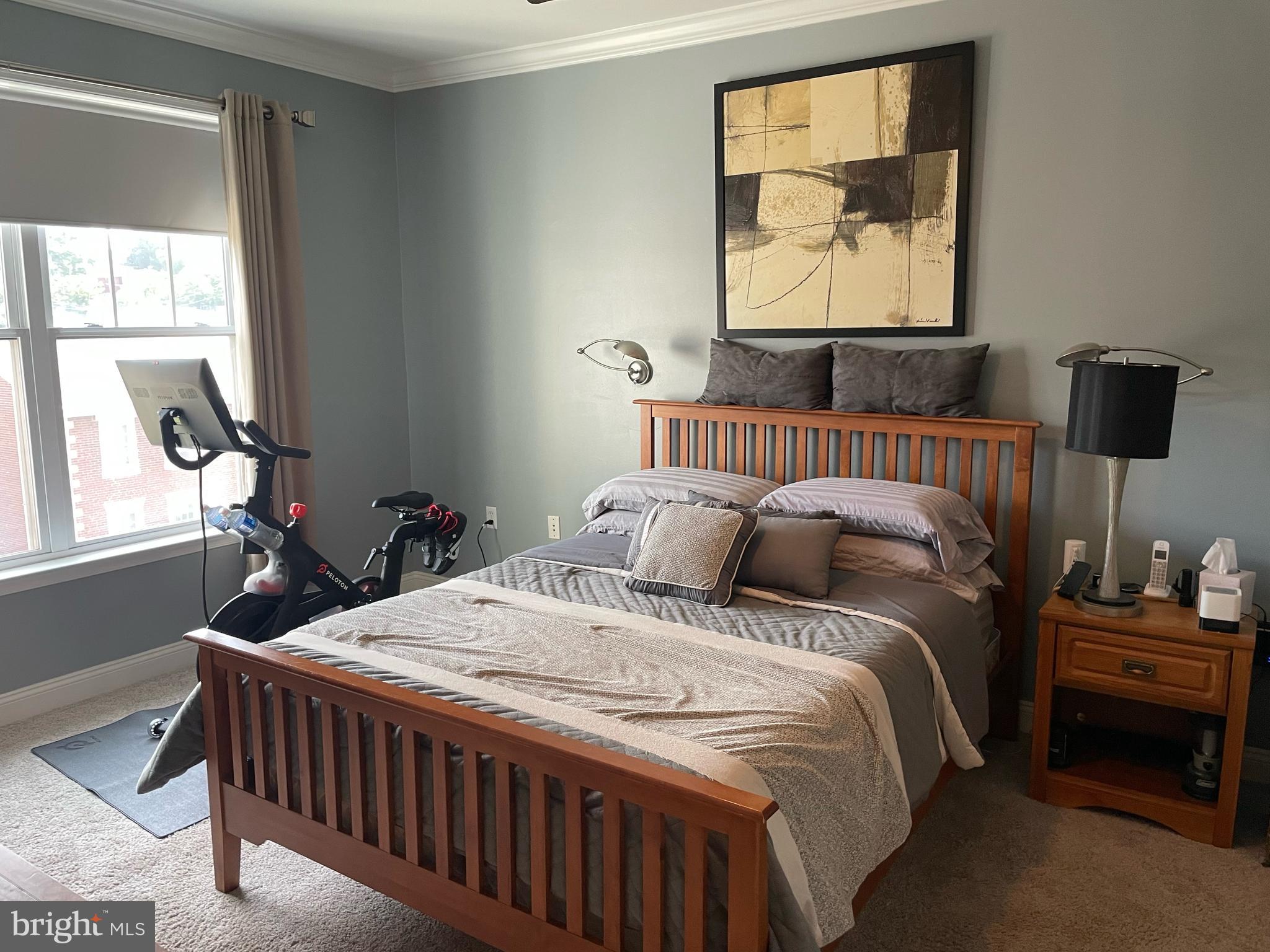 300 ELM STREET W 2430